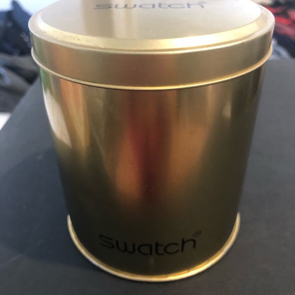 Swatch - Picture 3 of 6